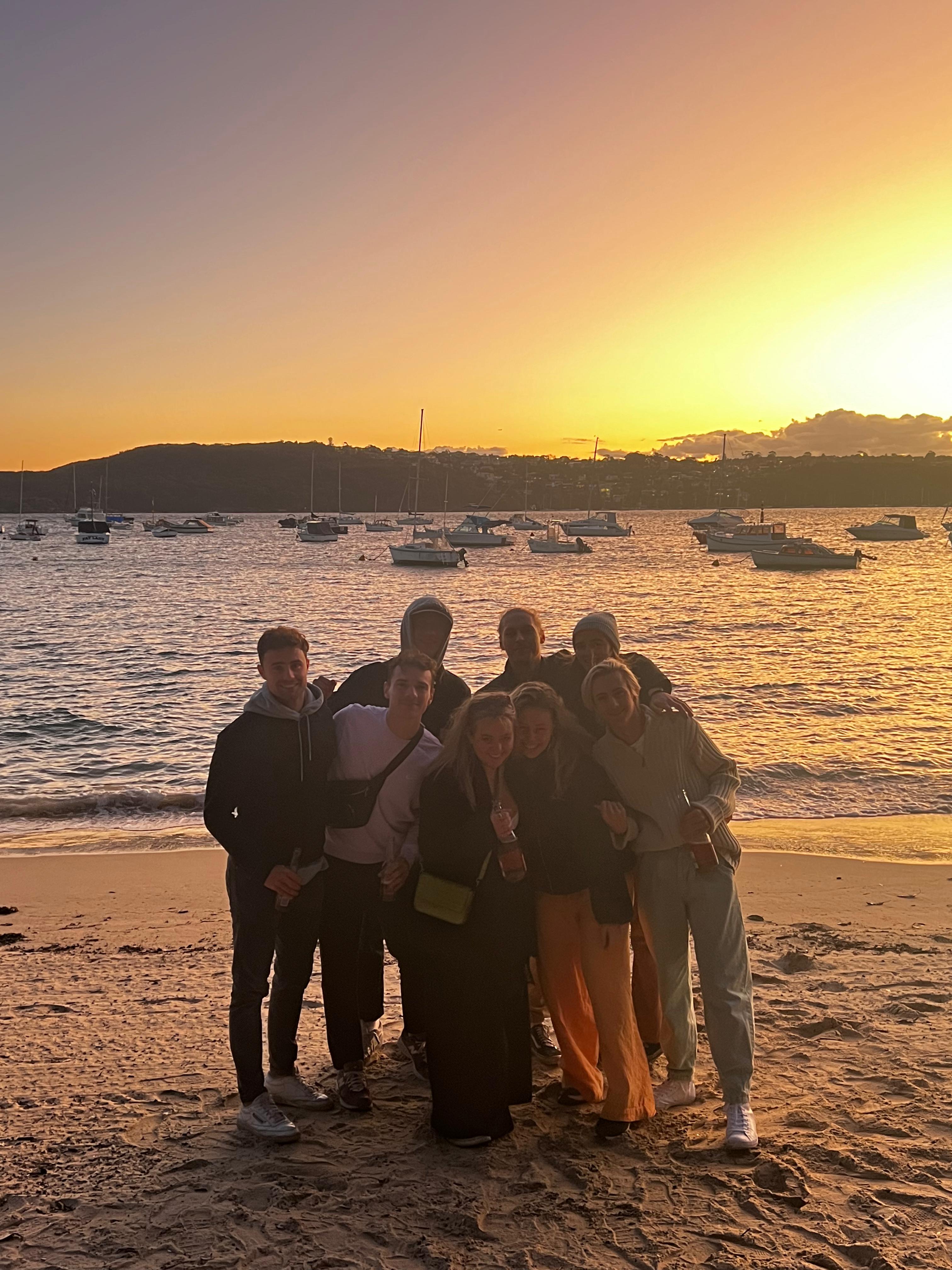 Work and Travel Community